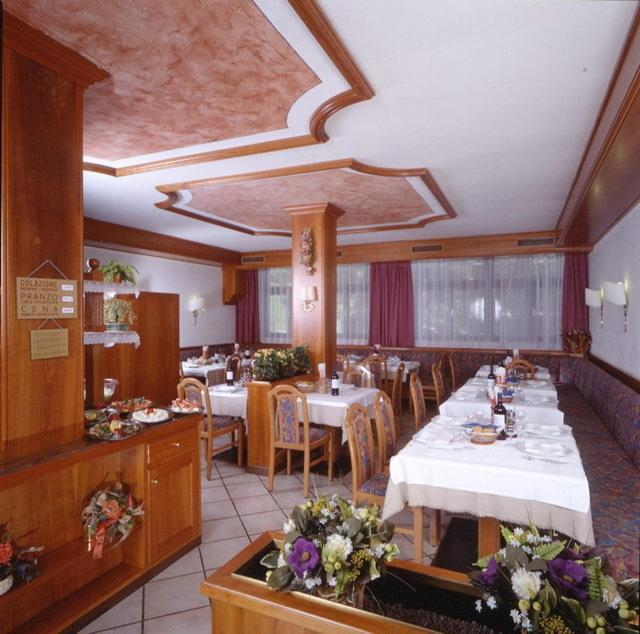 Hotel Miramonti Виго-ди-Фасса Экстерьер фото