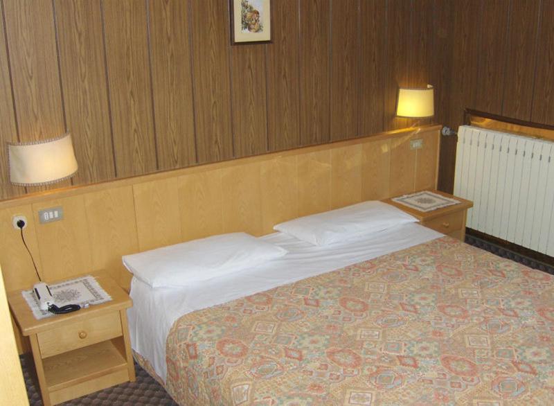 Hotel Miramonti Виго-ди-Фасса Экстерьер фото