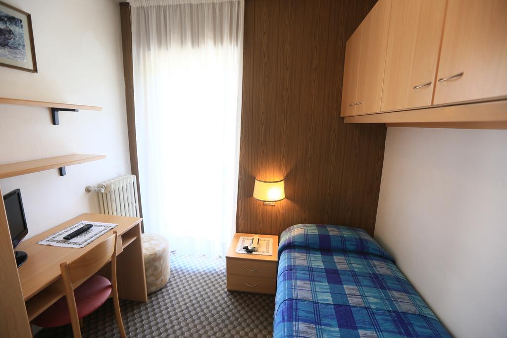 Hotel Miramonti Виго-ди-Фасса Экстерьер фото